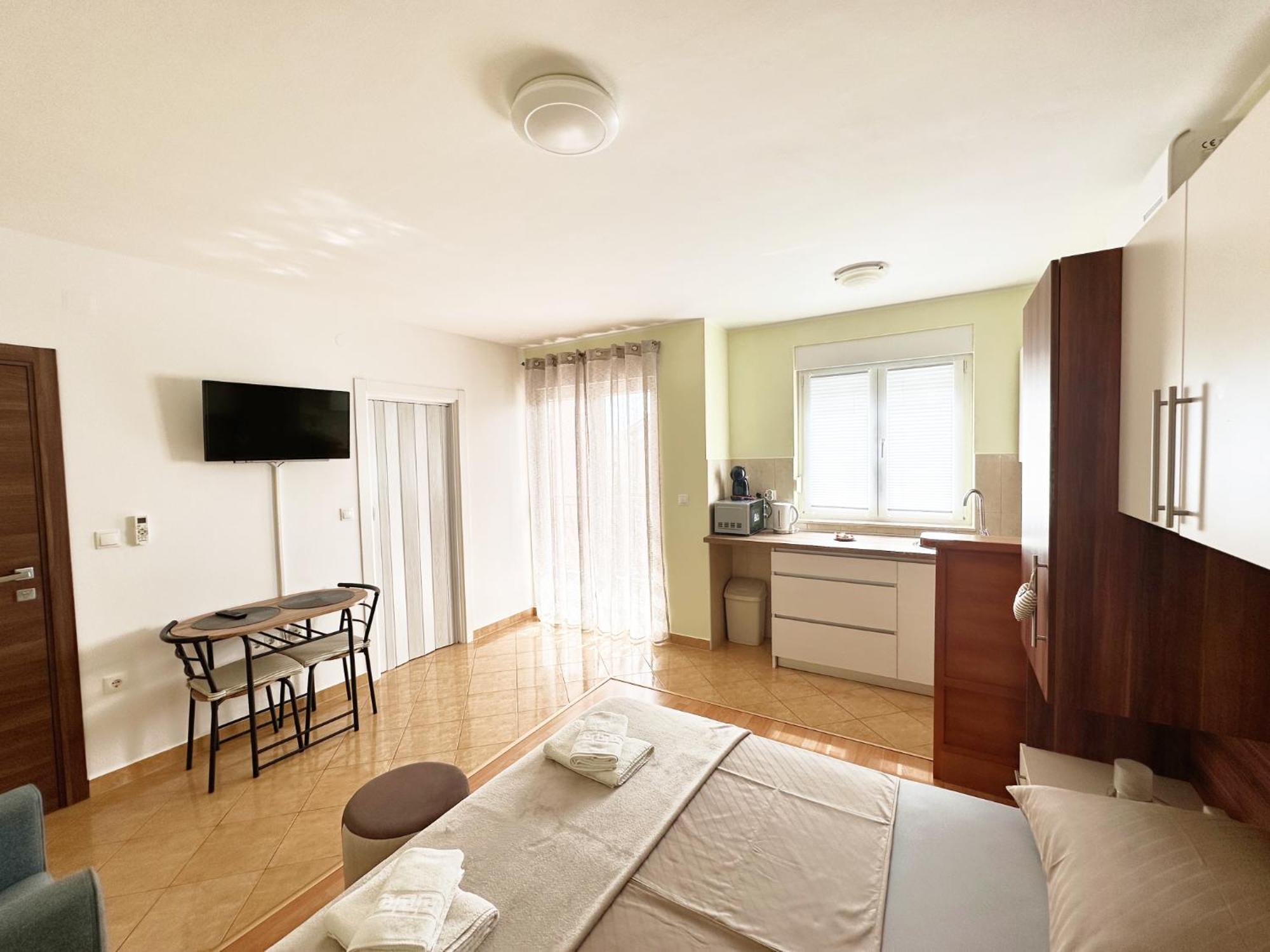 Apartments Vila Miranda Vodice Exterior photo
